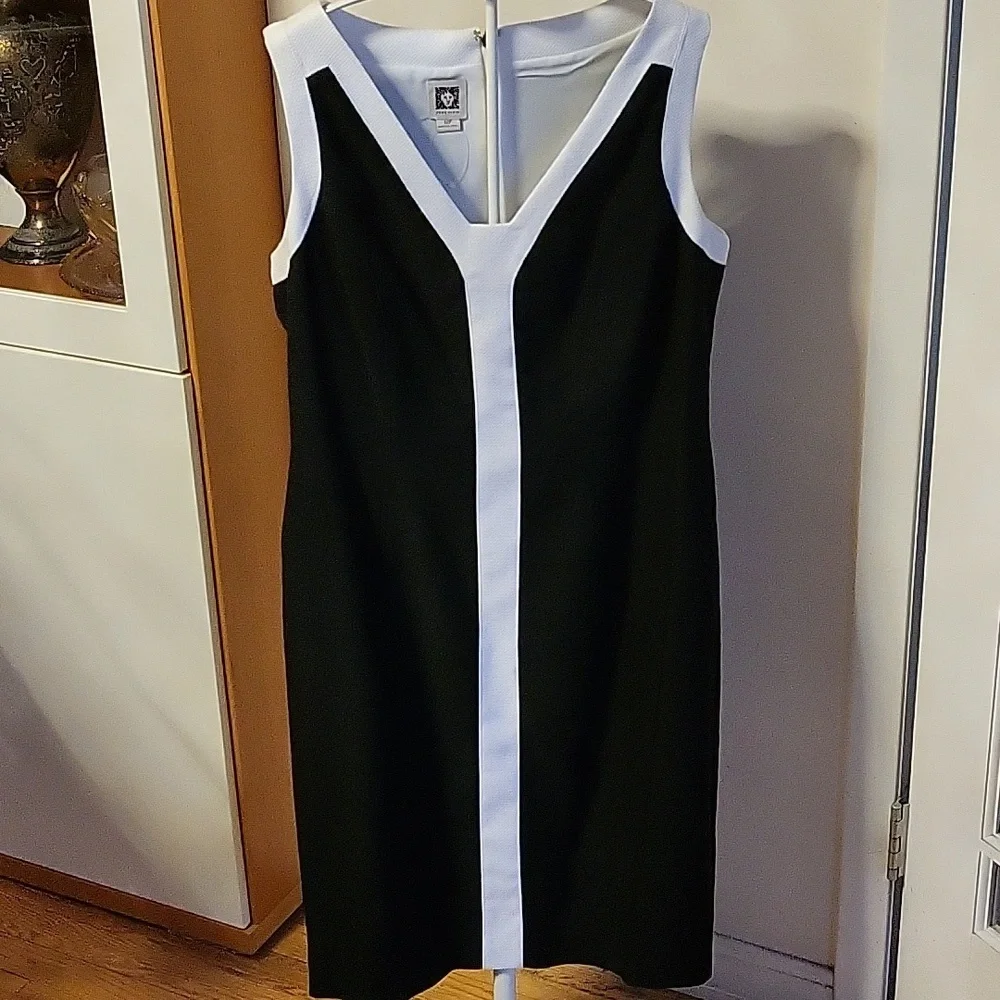 ANNE KLEIN Sleeveless Dress Colorblock Black White Petite Size 12P - Picture 1 of 3